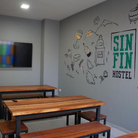 Sin Fin Hostel Мендоса Экстерьер фото