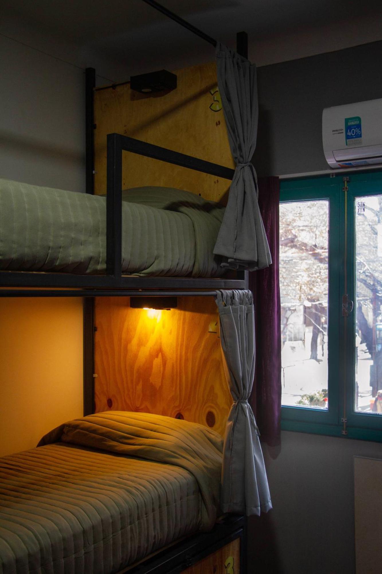Sin Fin Hostel Мендоса Экстерьер фото