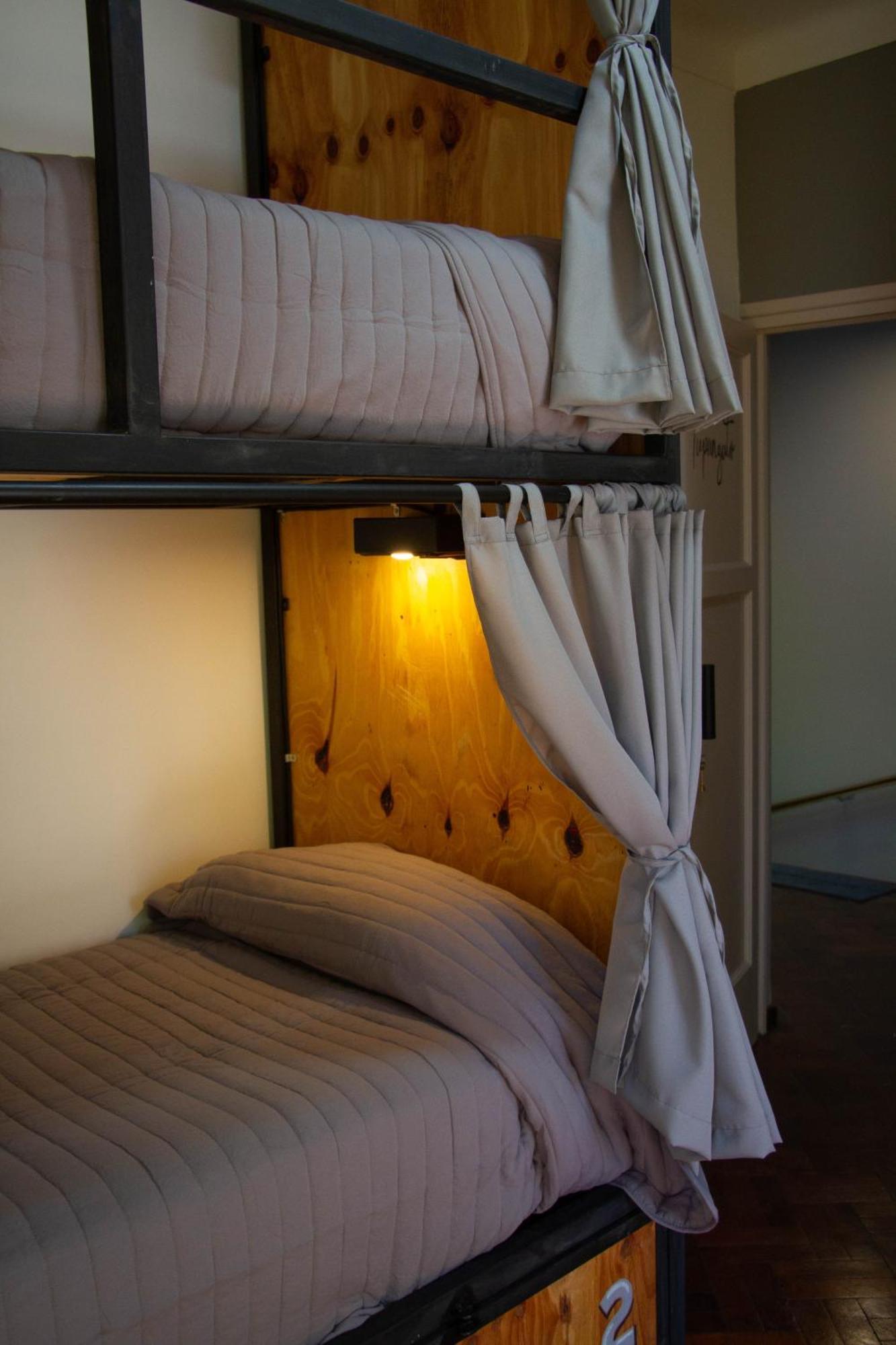 Sin Fin Hostel Мендоса Экстерьер фото