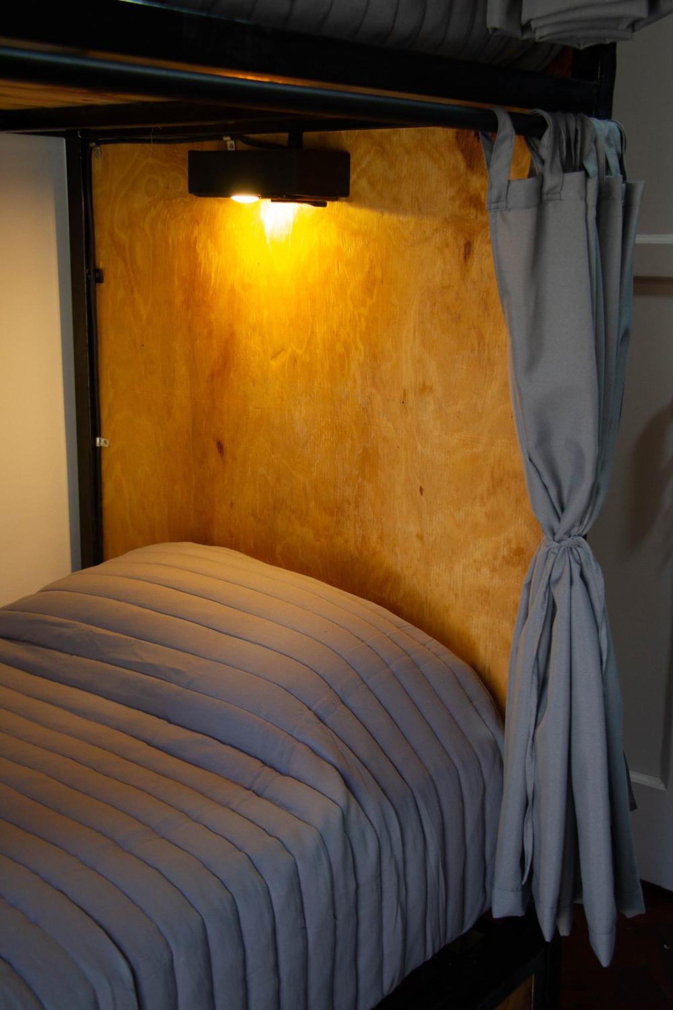 Sin Fin Hostel Мендоса Экстерьер фото